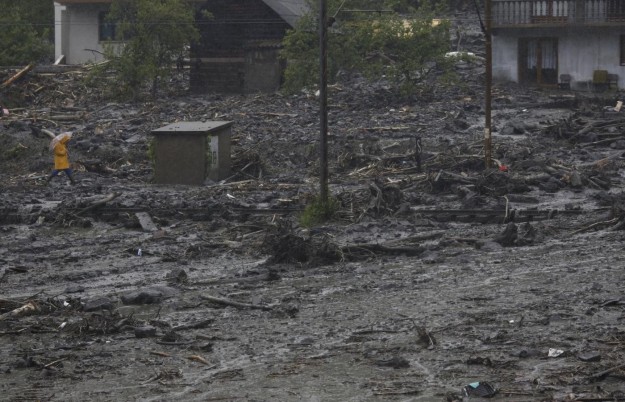 Alluvione Balcani: Non lasciamo sola la popolazione Serba e Bosniaca.